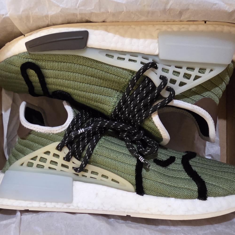 USED Adidas HU NMD Pharrell Williams 
Billionaire Boys Club
Men's 8.5